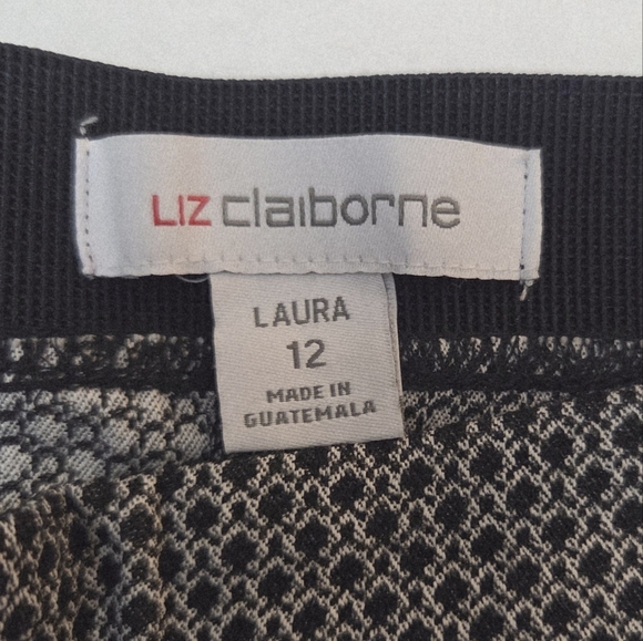 Liz Claiborne Laura Black and White Pants EUC Size 12 - Picture 9 of 13